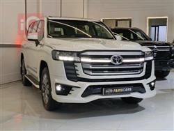 تۆیۆتا لاند کروزەر